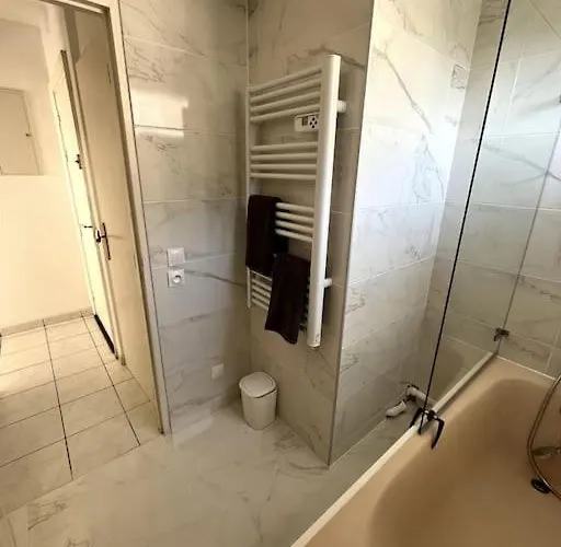 Des Iles D'or Avec Piscine - Port D'hyeres הייר